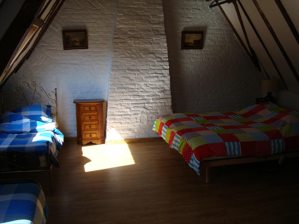 B&B Chateau Bagatelle Frasnes-lez-Anvaing Δωμάτιο φωτογραφία