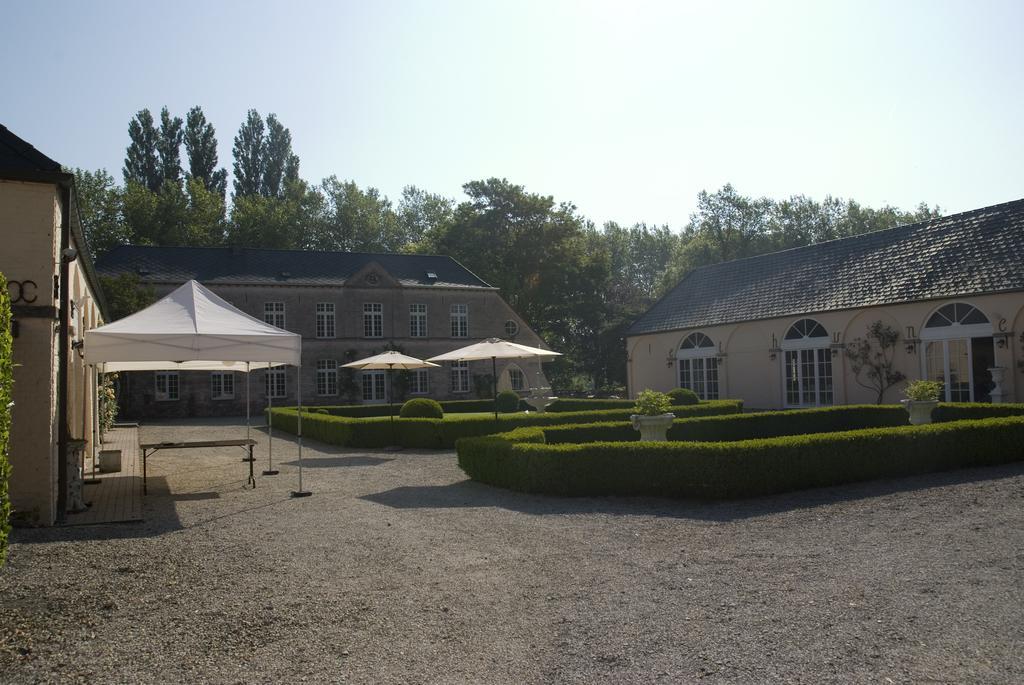 B&B Chateau Bagatelle Frasnes-lez-Anvaing Εξωτερικό φωτογραφία